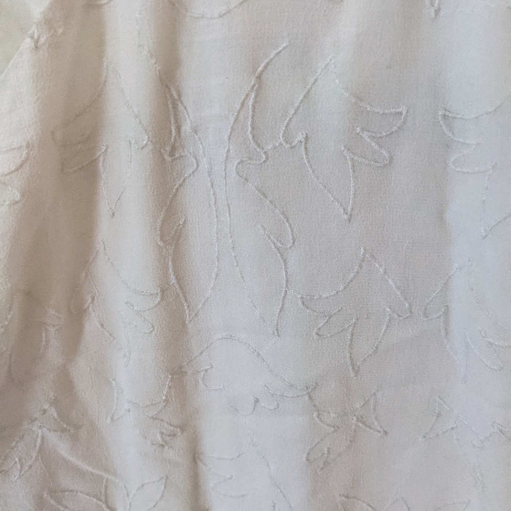 LOFT Racerback White Embriodered Top (M) - Picture 6 of 8
